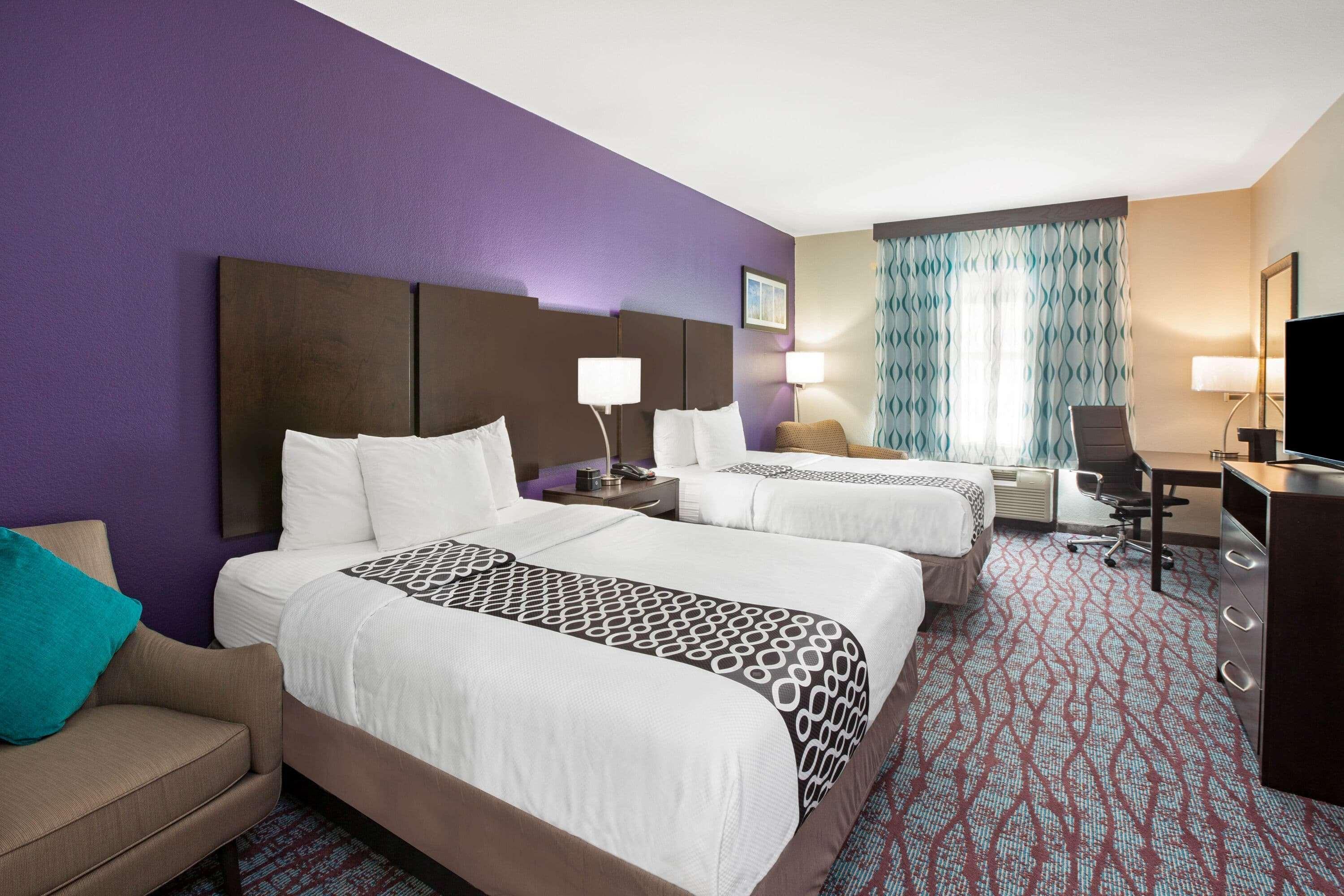 La Quinta By Wyndham Pasadena North Hotel Exterior photo