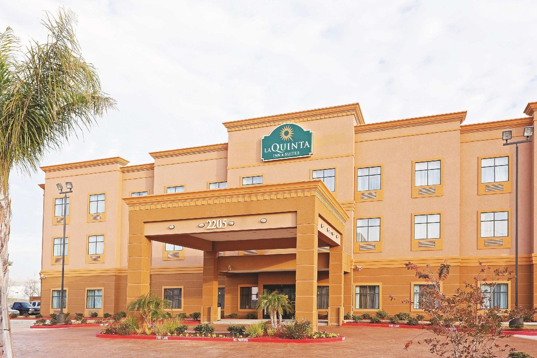 La Quinta By Wyndham Pasadena North Hotel Exterior photo